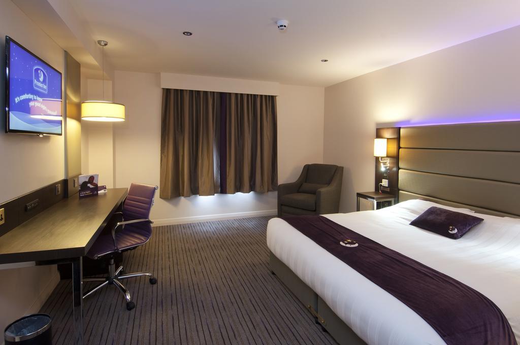 Premier Inn London Greenford Kamer foto